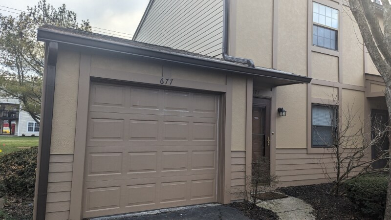 Primary Photo - 677 Alta View Ct