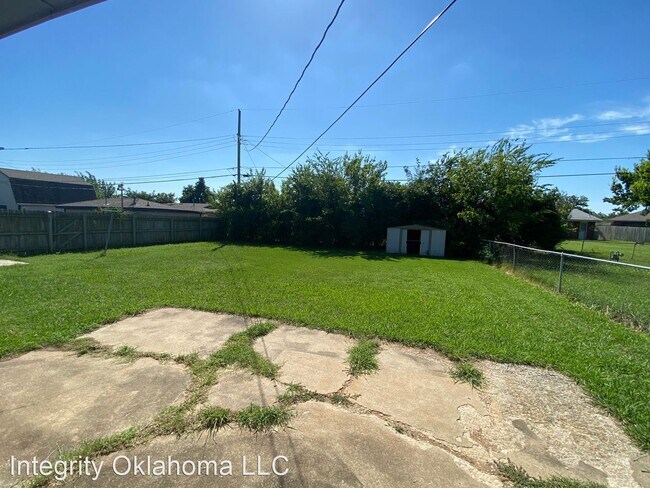 Foto del edificio - 3 br, 1 bath House - 629 N Bristow Ave.