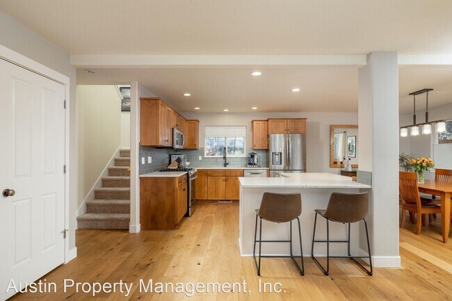 Foto del edificio - 3 br, 2.5 bath House - 1760 NW 12th Street...