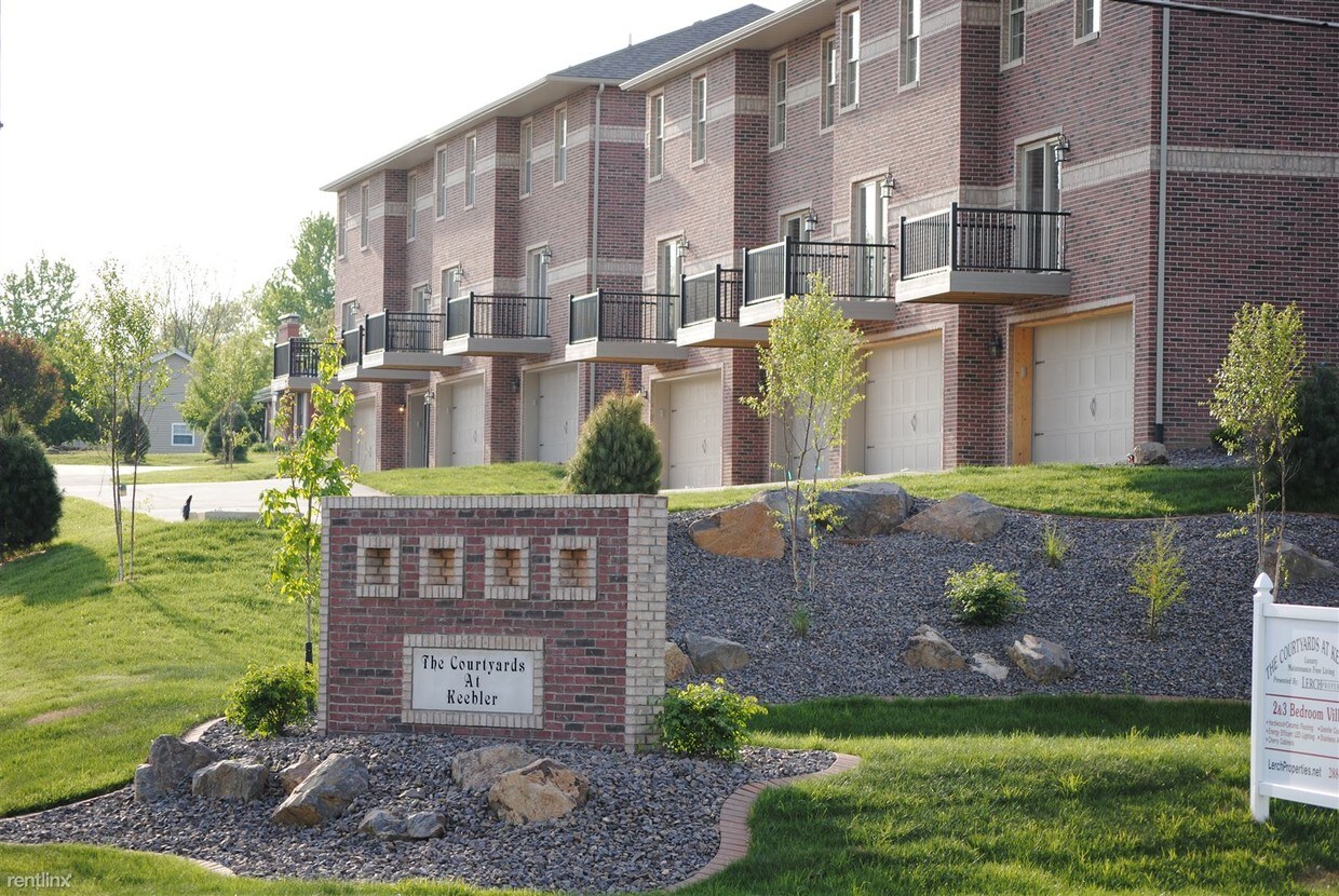 Primary Photo - 2 br, 2.5 bath Townhome - The Courtyards a...