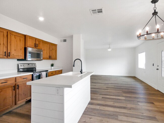 Photo - 2834 E Coralbell Ave House