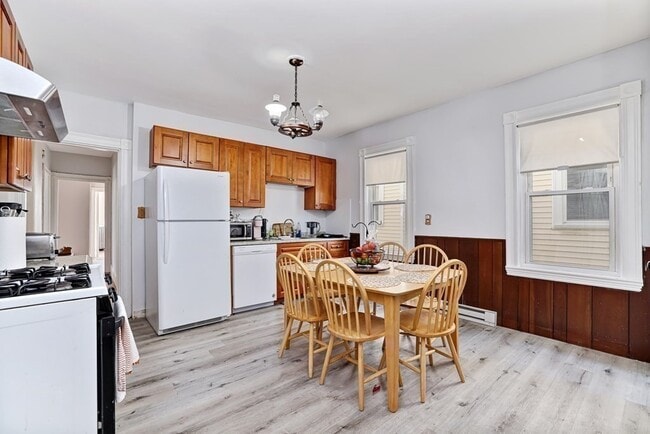 Building Photo - 753 Boylston St