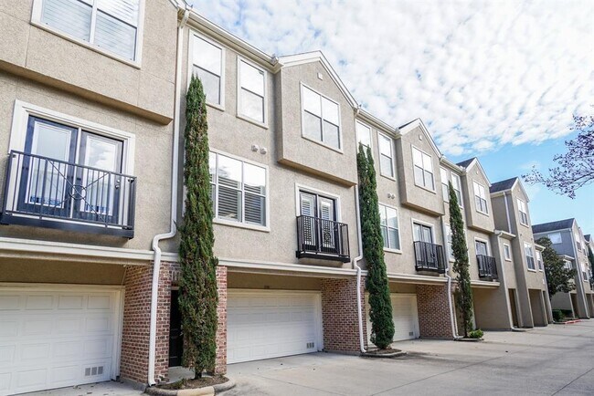 Building Photo - 12707 Boheme Dr