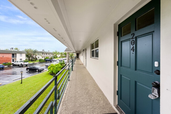 Building Photo - 1900 S Kanner Hwy