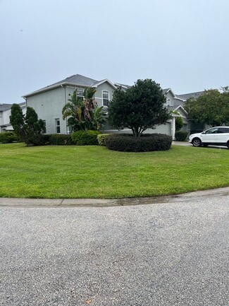 Building Photo - 1018 Bella Vista Dr NE