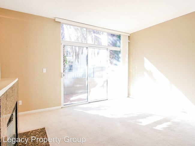 Building Photo - 367 Dunsmuir Ter