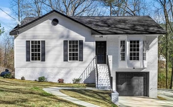 Building Photo - 410 Aviation Rd SE