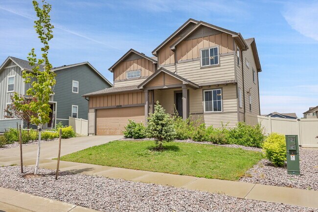 Building Photo - $2,795 - 3 Bed, 2.5 Bath Home with Fenced ...