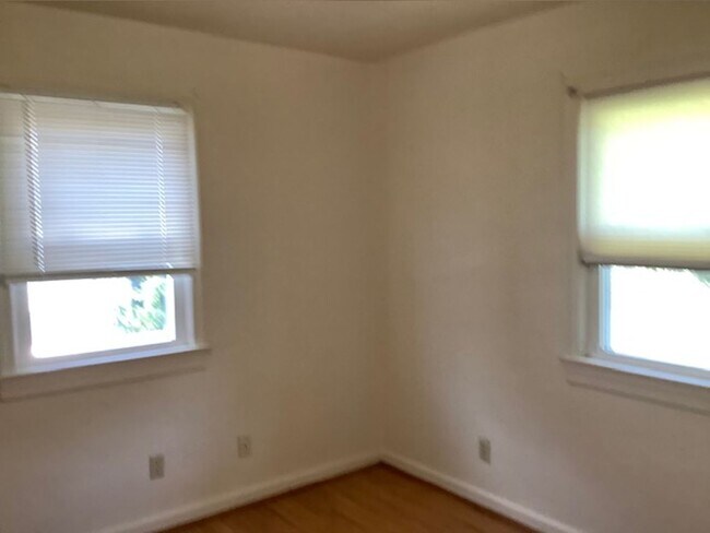 Foto del edificio - 4609 Fairmont Ave