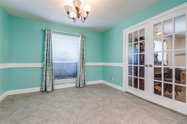 Foto del edificio - 2211 Ascot Ln
