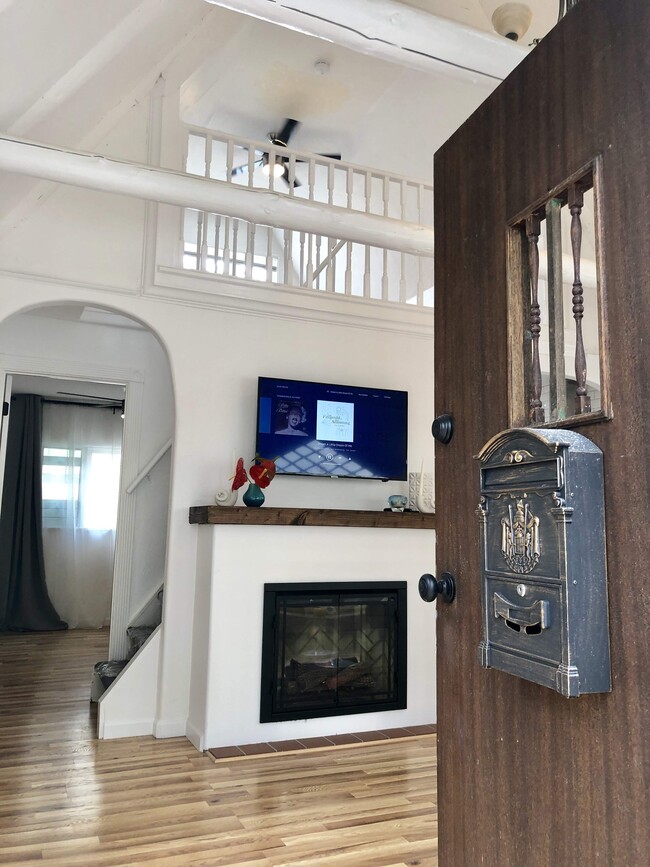 Enter 2-story living room - 3373 30th St