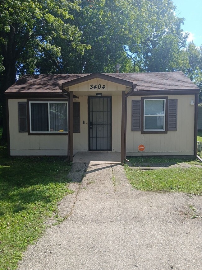 Building Photo - 3404 Sunnyside Ave
