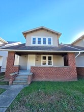 Building Photo - 2663 Chesterfield Ave