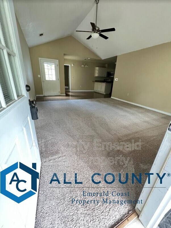 Building Photo - 405 Northview Ln