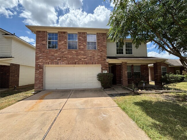 Building Photo - 6511 Dogwood Park Ln