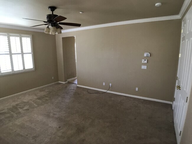 Building Photo - Rare large Garin Ranch 4-bedroom rental op...