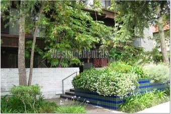 Foto principal - 848 Lincoln Blvd