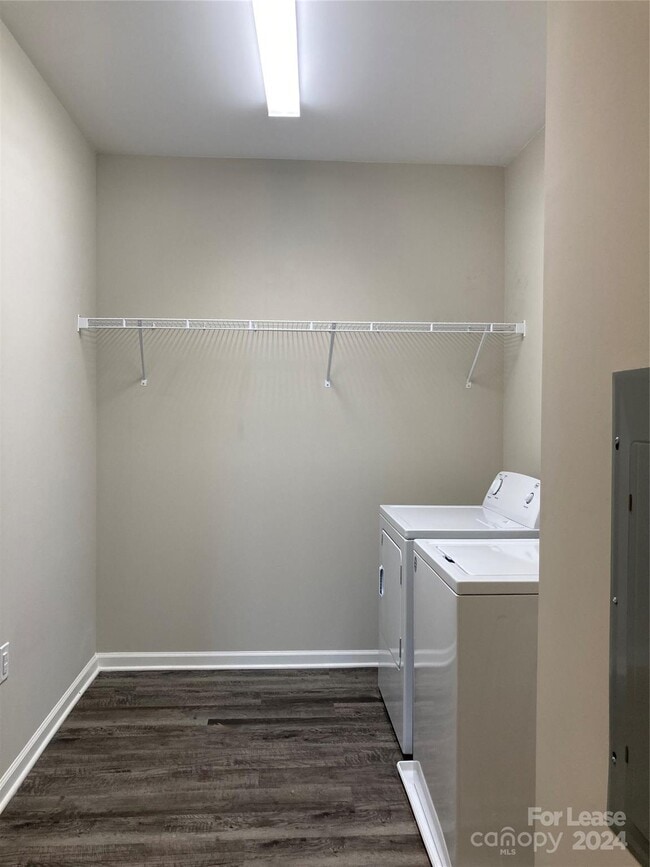 Building Photo - 11115 Hyde Pointe Ct