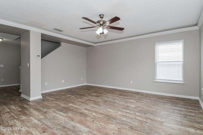 Building Photo - 416 Monet Ave