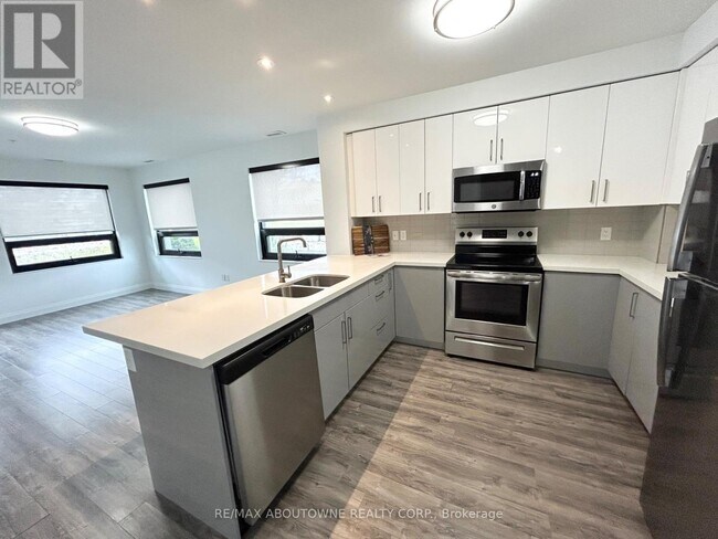 Photo du bâtiment - 101 - 460B BELMONT AVENUE W