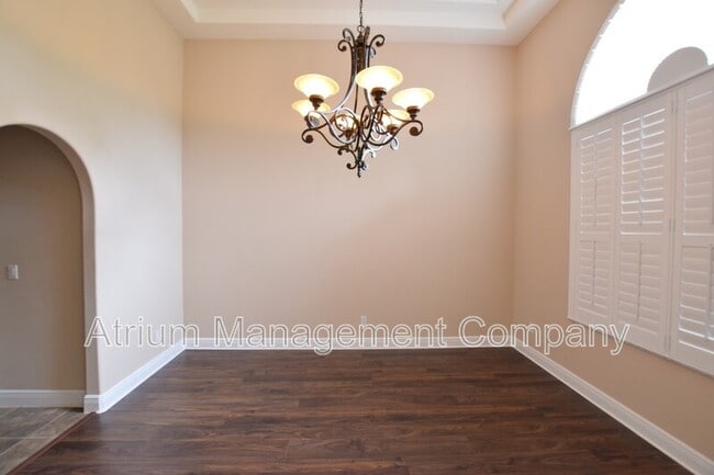 Building Photo - 1036 Shadowmoss Cir