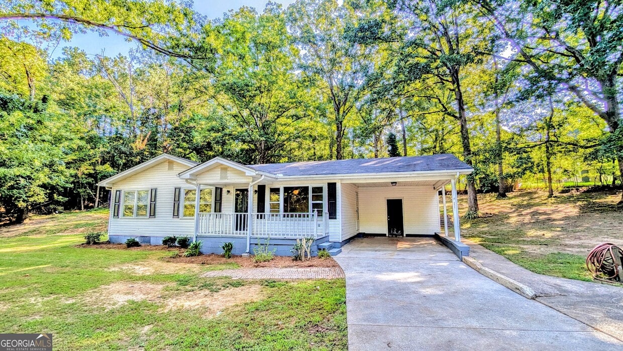 Primary Photo - 3625 Looper Lake Rd