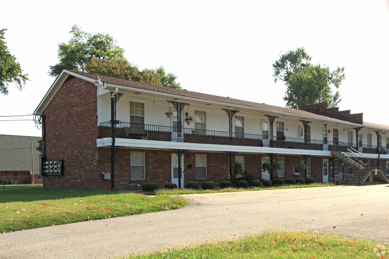 Miller Manor Apartments