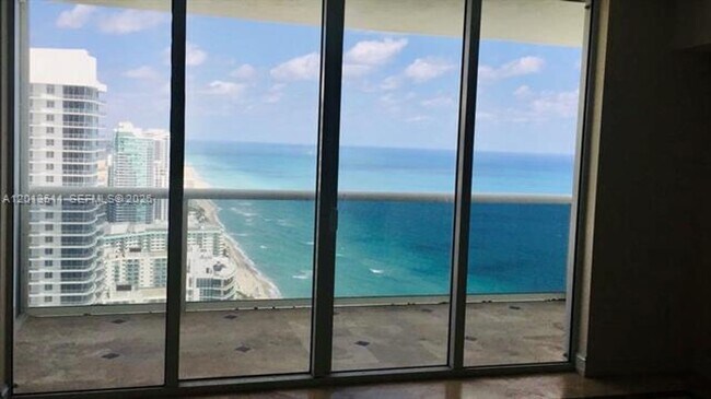 Foto del edificio - 1830 S Ocean Dr