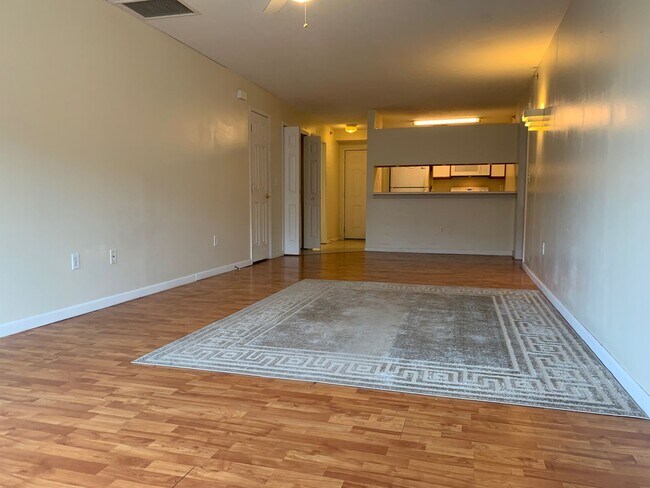 Foto del edificio - Star City - 4 Bedroom, 4 bath Condo - Available 08/05/2026