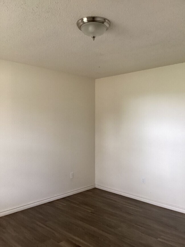 Foto del edificio - 2 Bedroom in the Parkview School district!...