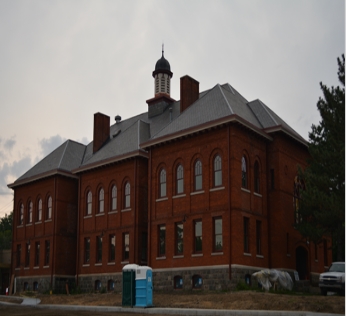 Primary Photo - Oak Street Senior Apartments