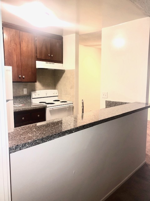 Foto del edificio - 3739 Clarington Ave