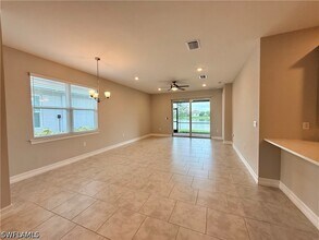 Building Photo - 842 Enbrook Lp