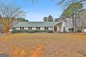 Building Photo - 5116 Lower Fayetteville Rd