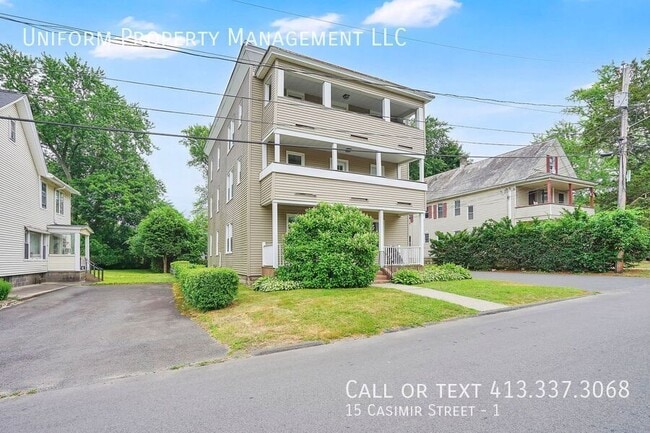 Building Photo - 15 Casimir St