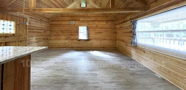 Building Photo - 9320 Treiman Blvd