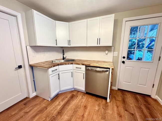 Foto del edificio - 121 Main St