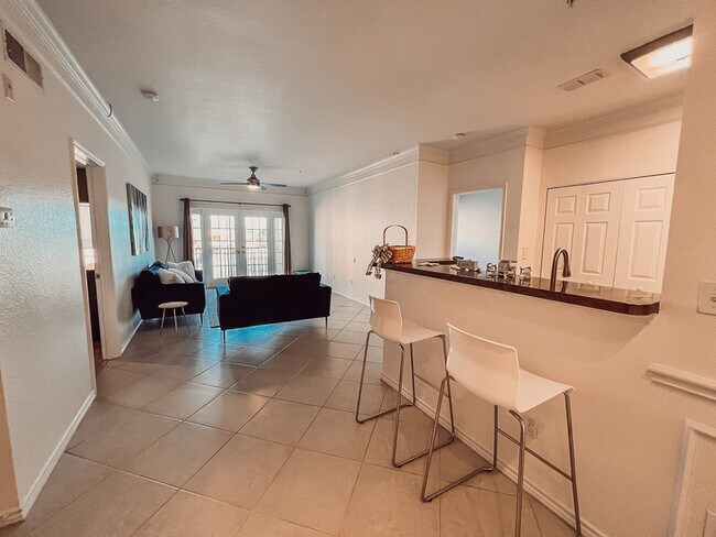 Building Photo - 4333 Bayside Village Dr