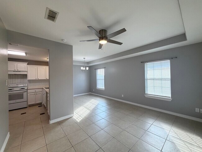 Foto del edificio - 9804 Cantera Ct