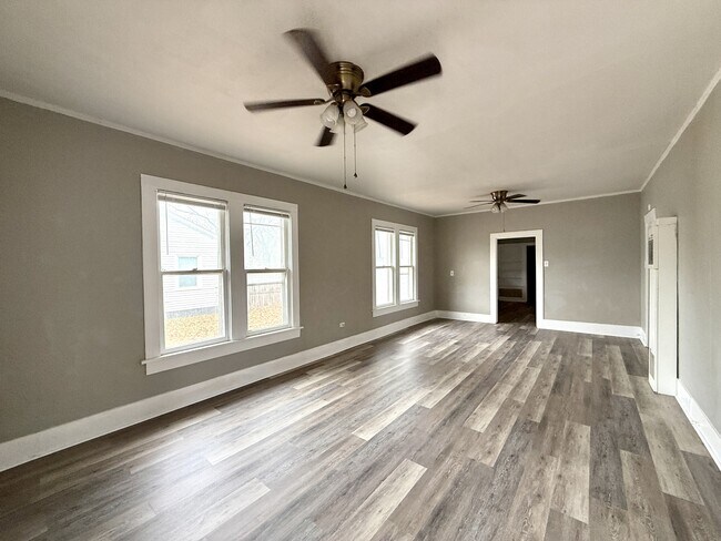 Foto del edificio - 620 C St SE