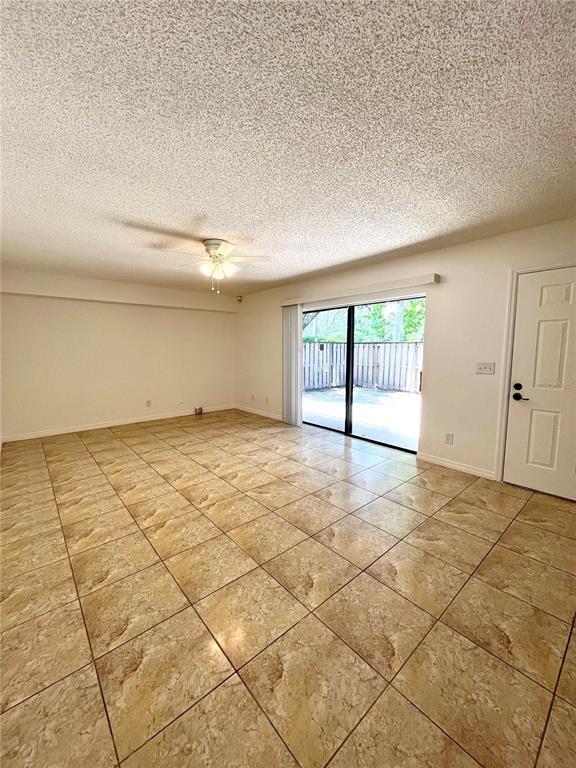 Building Photo - 5268 Coral Ct