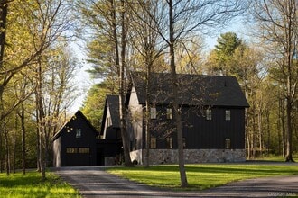 Building Photo - 36 Pilgrims Progress Rd
