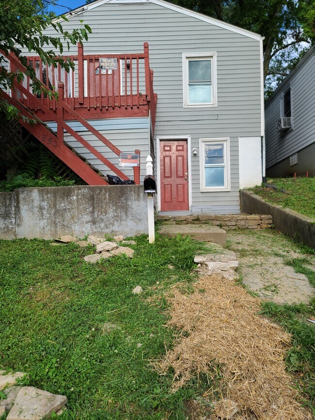 Building Photo - 1830 Shuler Ave