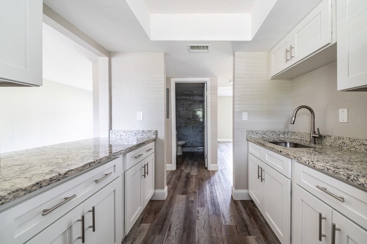 Palm Cove Apartments Apartments in Daytona Beach, FL