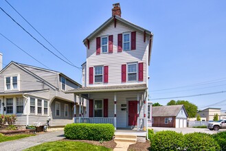 Building Photo - 130 W Main St