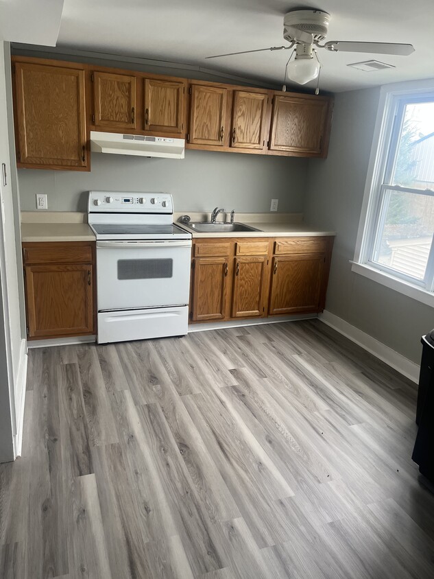 Kitchen - 13 S Congress St