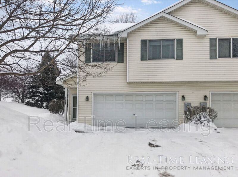 Primary Photo - 9243 E Point Douglas Ln S