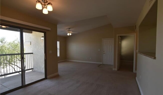 Building Photo - 8000 Badura Ave