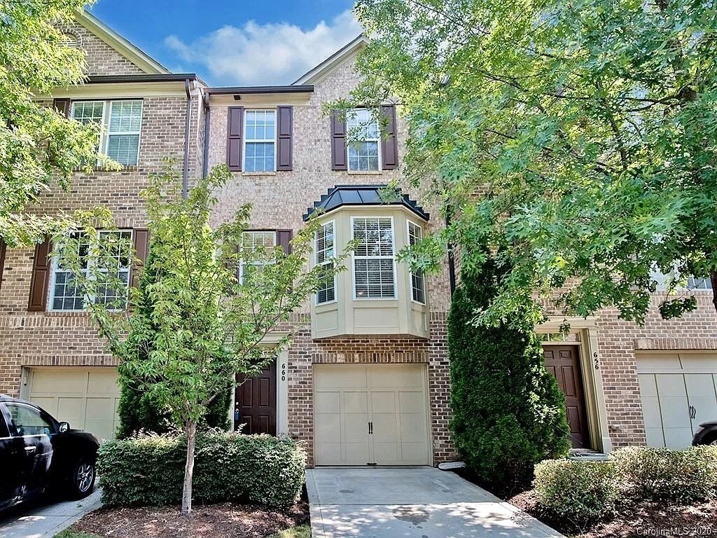 Foto principal - 660 Penn St