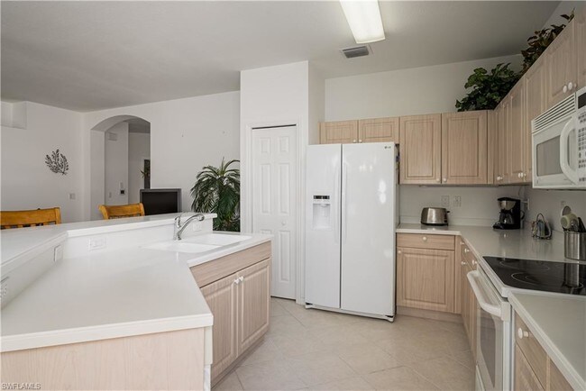 Building Photo - 5630 Sherborn Dr